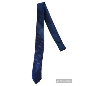 JF J Ferrar Men's Blue, White Neck‎ Tie